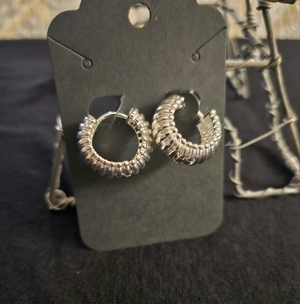 Chic Silver Textured Hoop Earrings